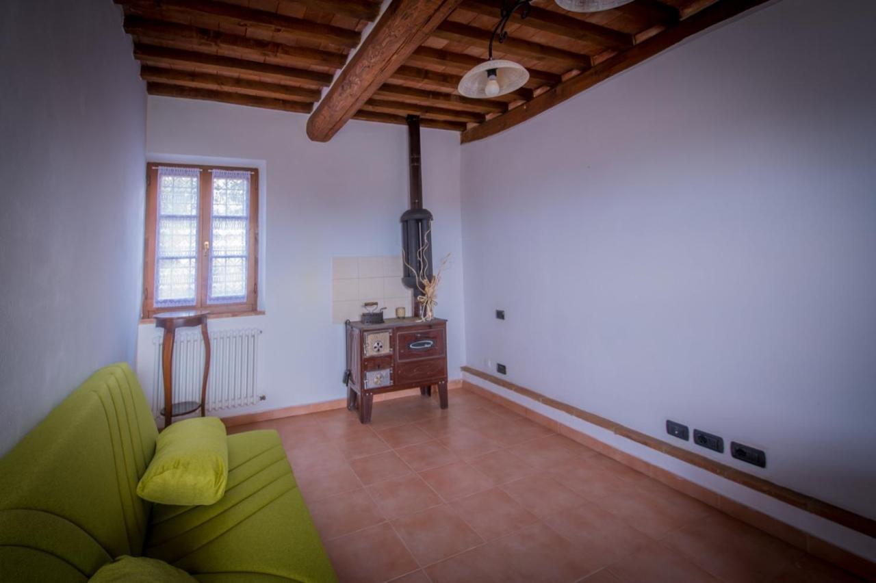 Appartement Ulivo-Chianti Charming Flat With Private Parking! à Asciano Extérieur photo