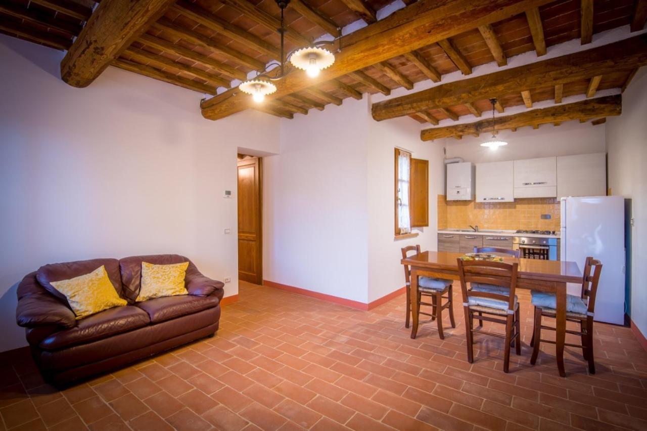 Appartement Ulivo-Chianti Charming Flat With Private Parking! à Asciano Extérieur photo