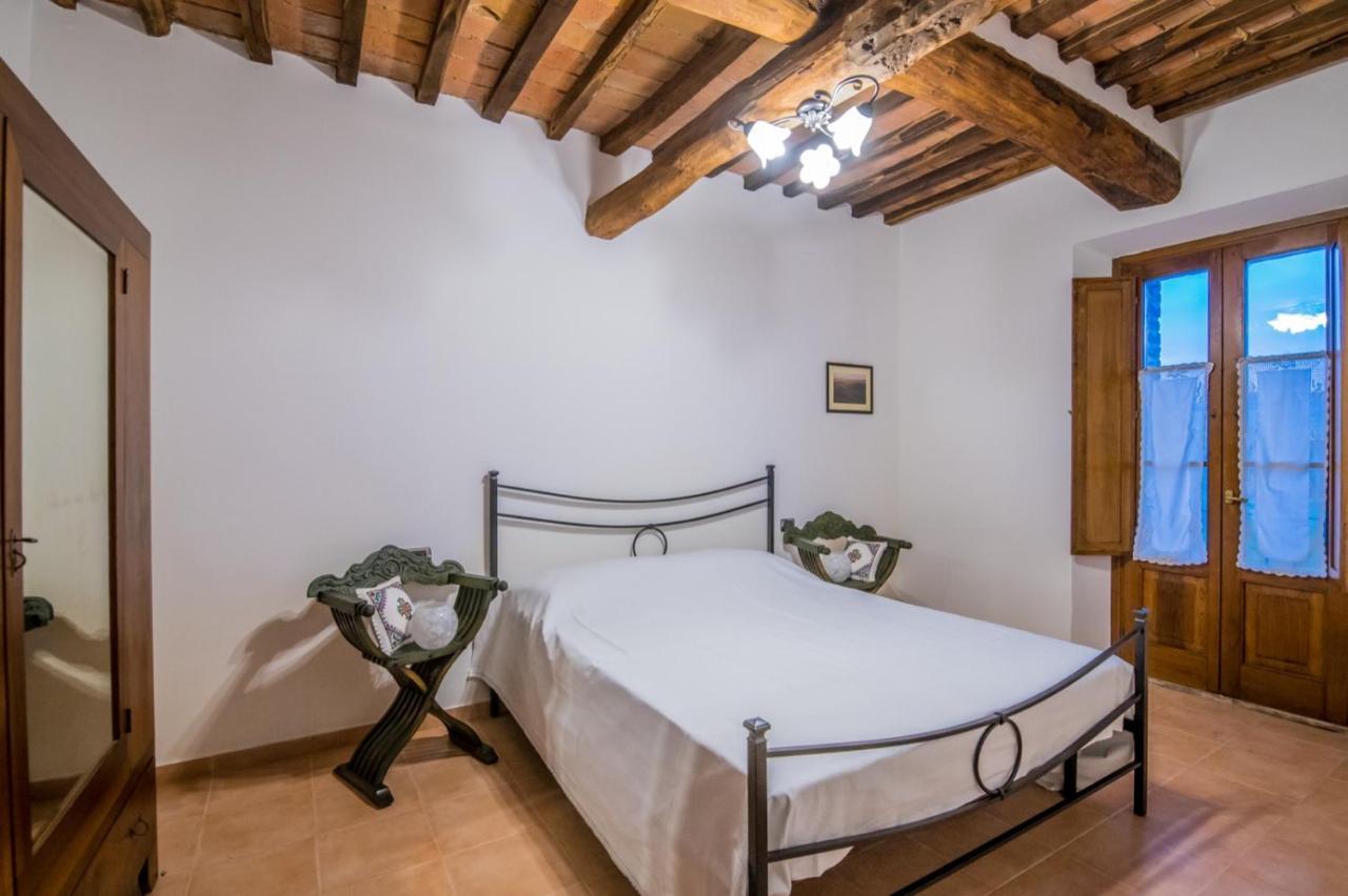 Appartement Ulivo-Chianti Charming Flat With Private Parking! à Asciano Extérieur photo